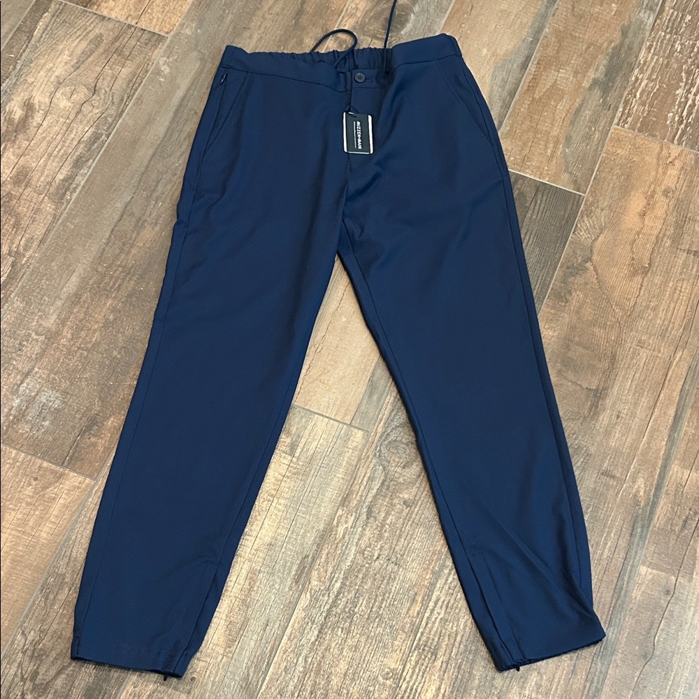 Mizzen+Main Navy Performance Joggers